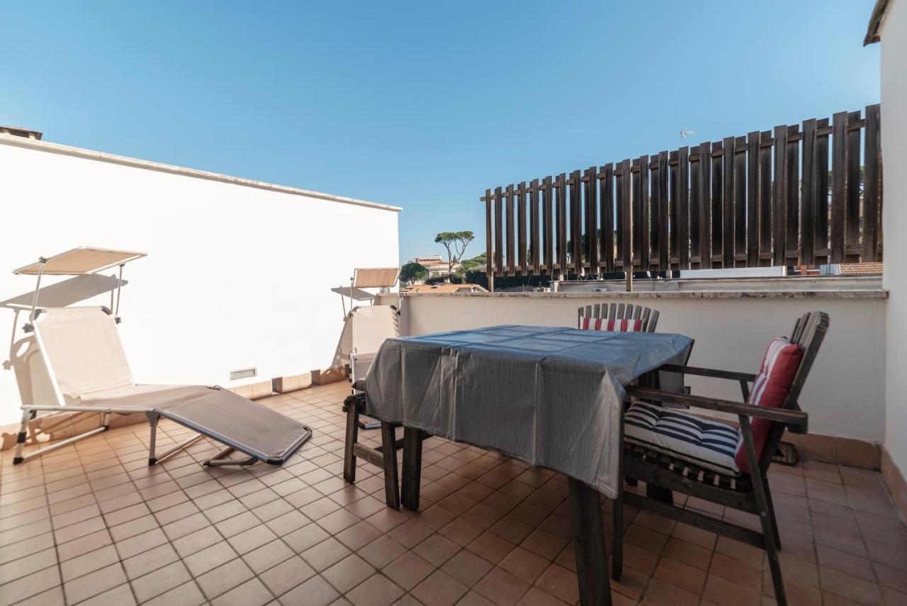 Bright Apt With Views Of San Pietro Roma Exterior foto